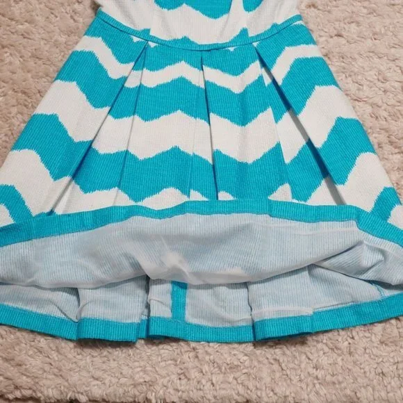 Just Taylor Chevron Dress White and Blue Size 4/S - Picture 3 of 6